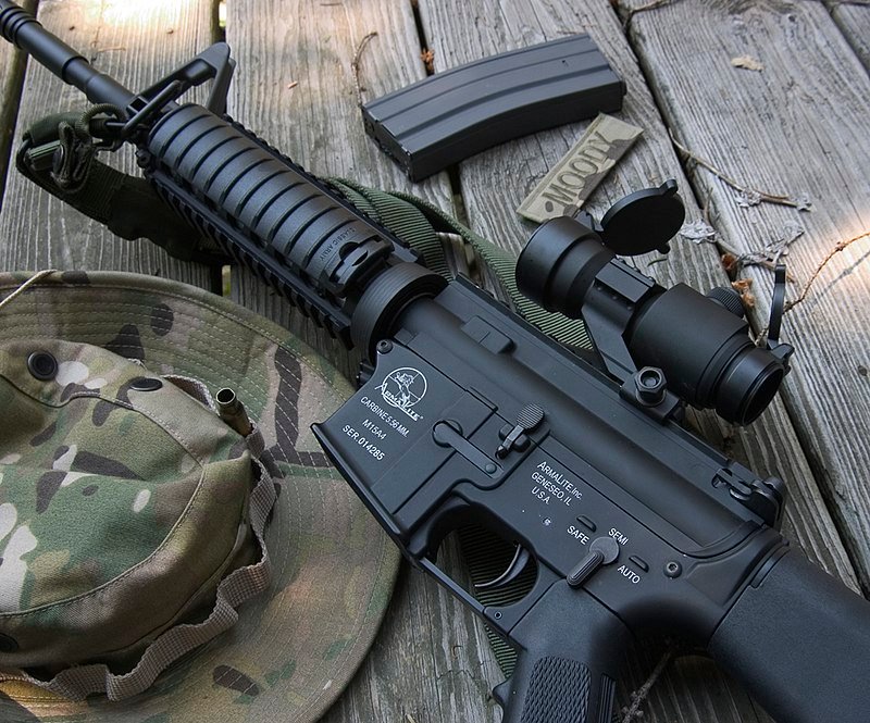 Arma de airsoft - Wikipedia, la enciclopedia libre
